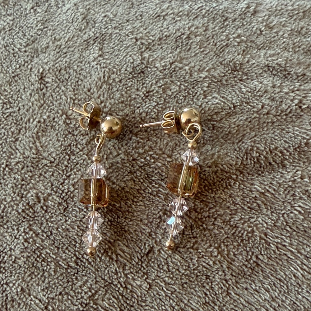Elegant Dangle Earrings - Picture 1 of 1